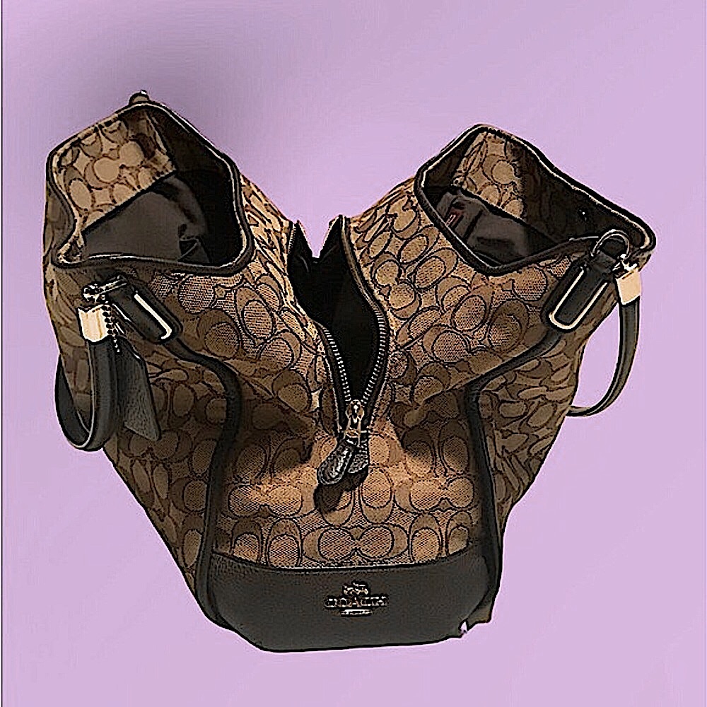 Coach Phoebe 3 compartment 😍 - Picture 9 of 10